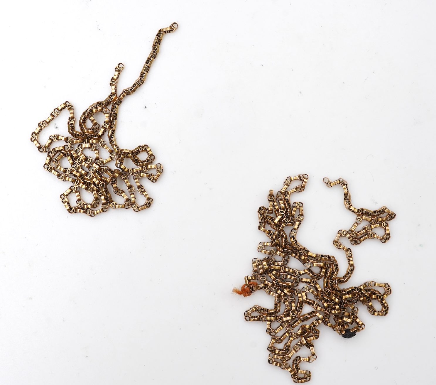 A Victorian gold locket and chain, late 19th century